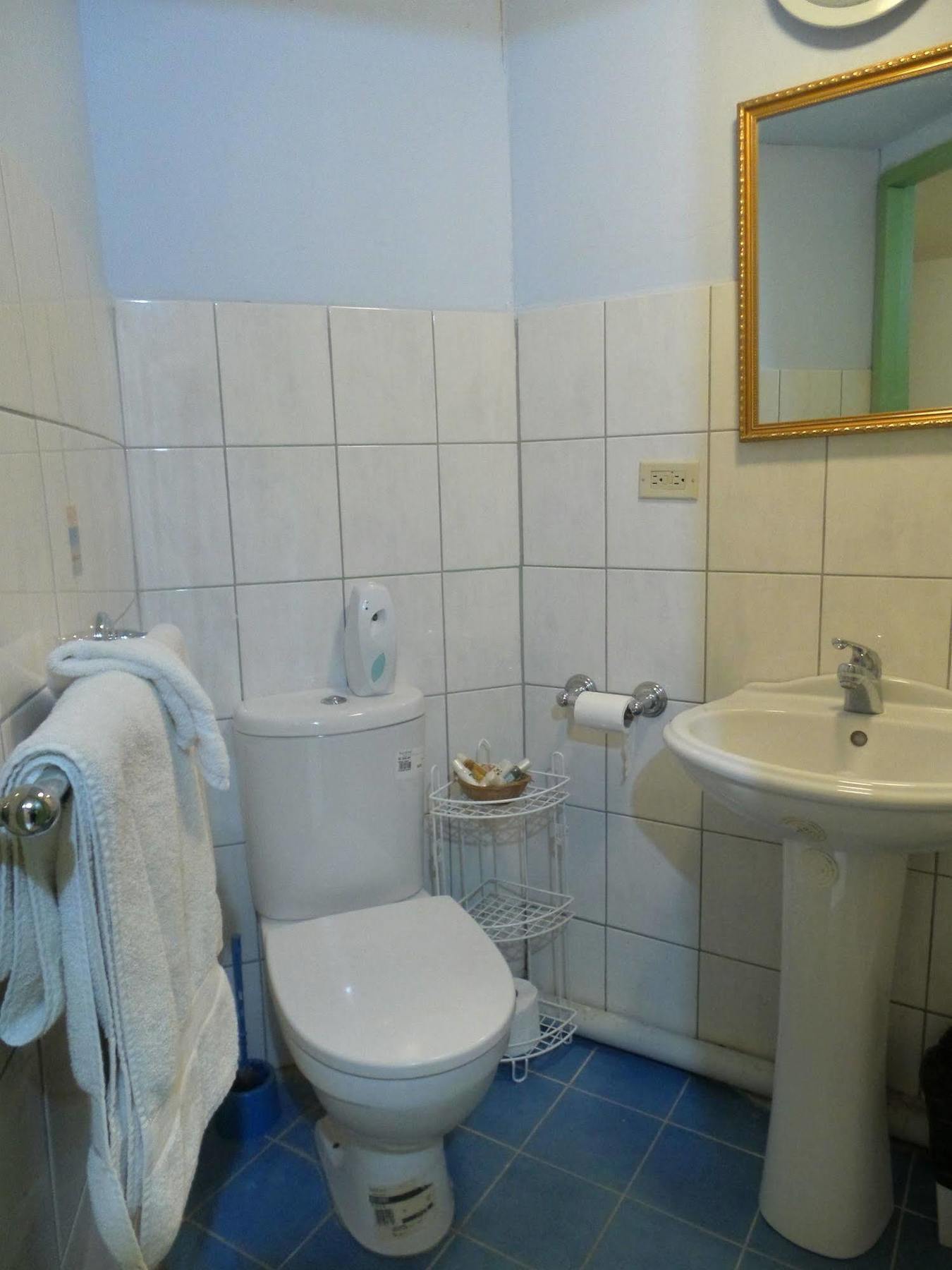 Heritage Inn Trinidad Belmont Екстериор снимка