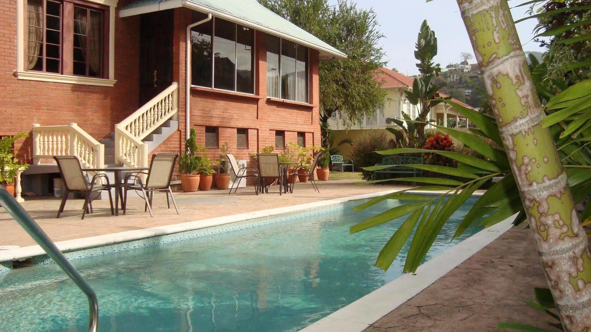 Heritage Inn Trinidad Belmont Екстериор снимка