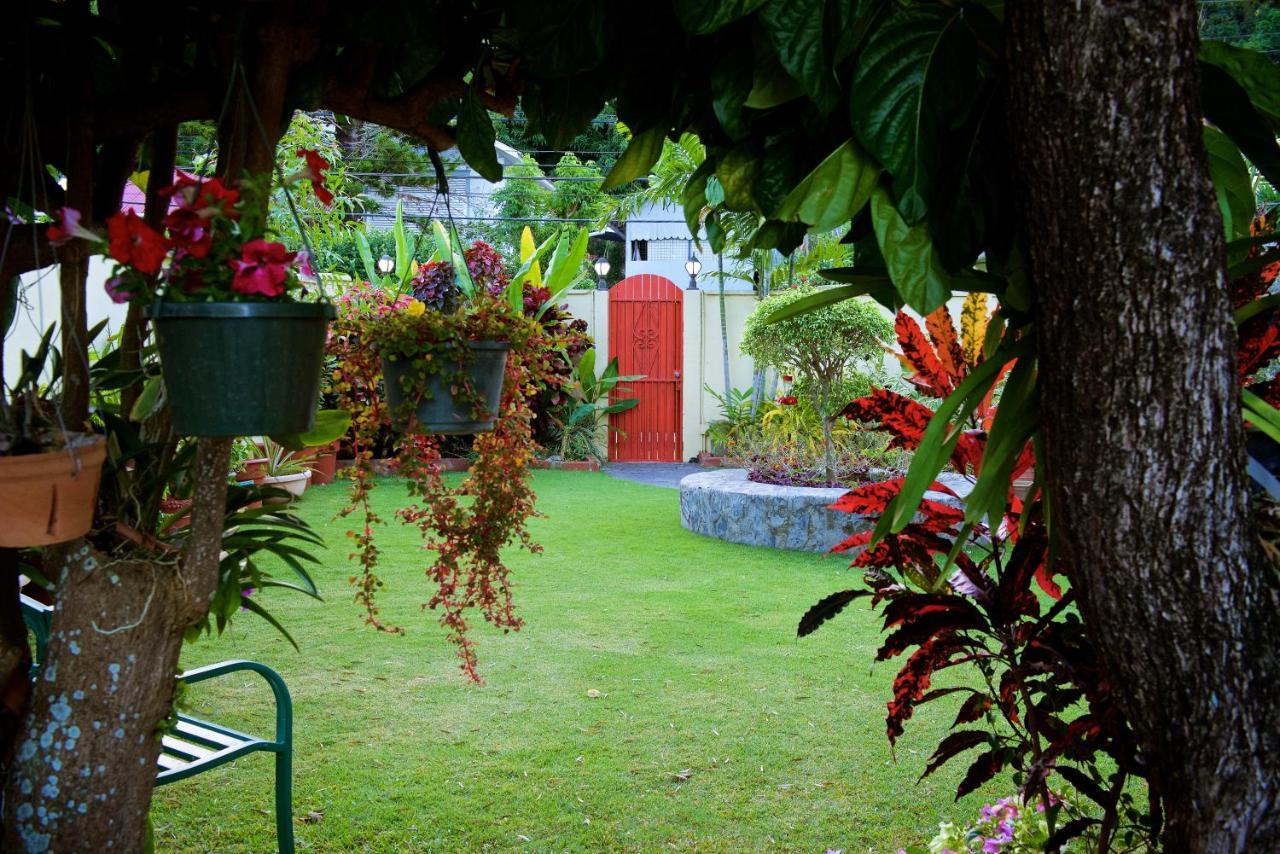 Heritage Inn Trinidad Belmont Екстериор снимка